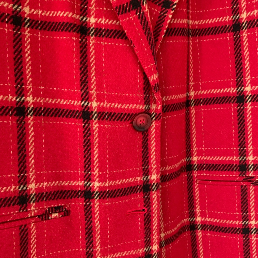 Blazer - Picture 5 of 6